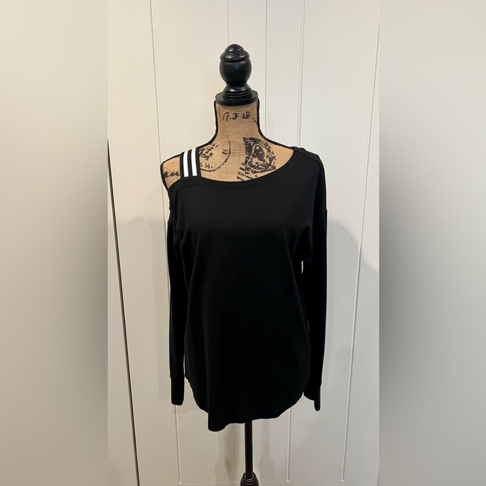 Size Small Cabi Fanatic Sweatshirt